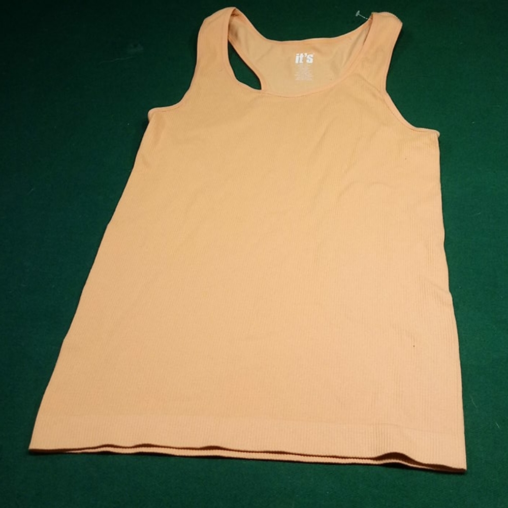 Nwot tank top gold